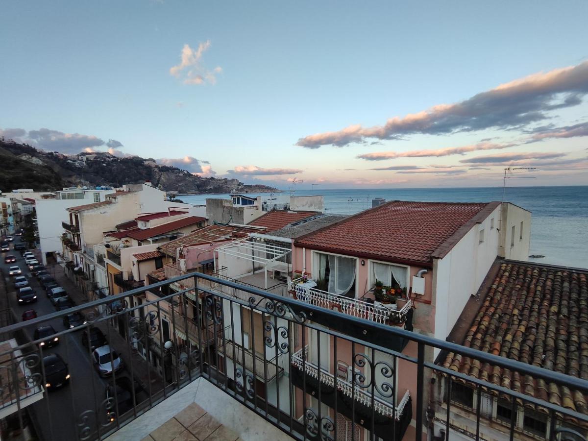 Sicily Travel Apartment'S 4 Giardini Naxos Exteriér fotografie